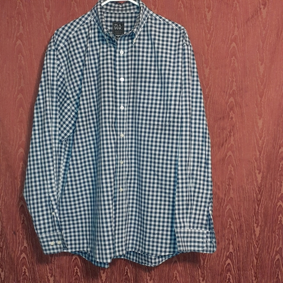 Jos. A. Bank Other - JOS A. BANK BLUE AND WHITE TRAVELER'S TRADITION FIT MEN'S DRESS SHIRT SIZE L